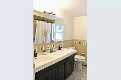 6 Howe Street, Huntington Station, NY 11746 - Photo 12