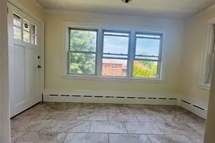 35 Lindsey St, Yonkers, NY 10704 - Photo 16
