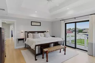 240 Clocks Blvd, Massapequa, NY 11758 - Photo 20