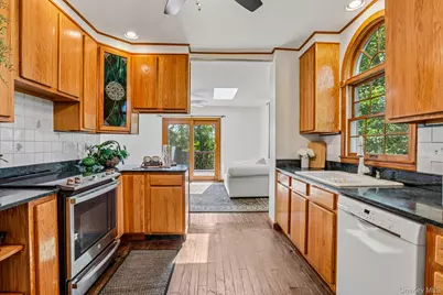 605 Stage Road, Monroe, NY 10950 - Photo 14