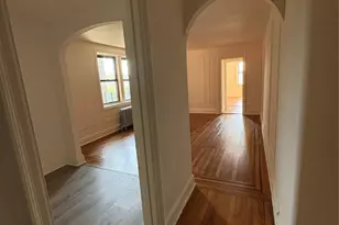 30 Locust Hill Ave, Yonkers, NY 10701 - Photo 2