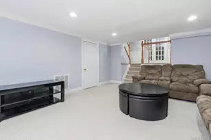47 Orange Dr, Jericho, NY 11753 - Photo 34