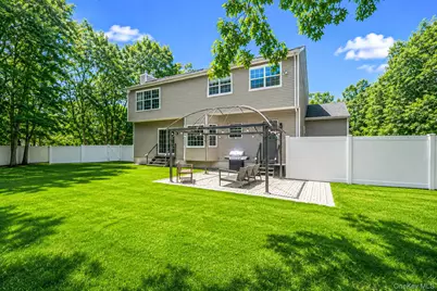 9 Mulligan Drive, Medford, NY 11763 - Photo 36