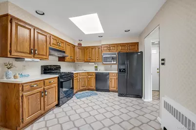 57 Lawrence Road, Hempstead, NY 11550 - Photo 6