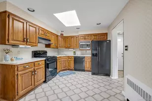 57 Lawrence Rd, Hempstead, NY 11550 - Photo 6