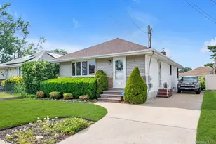 57 Lawrence Rd, Hempstead, NY 11550 - Photo 2
