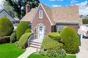 130 Fairfield Ave, Mineola, NY 11501 - Photo 36