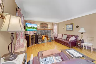 130 Fairfield Ave, Mineola, NY 11501 - Photo 10