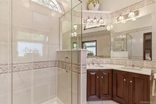 17 Holden Ln, Bayville, NY 11709 - Photo 28
