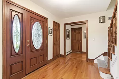 17 Holden Lane, Bayville, NY 11709 - Photo 4