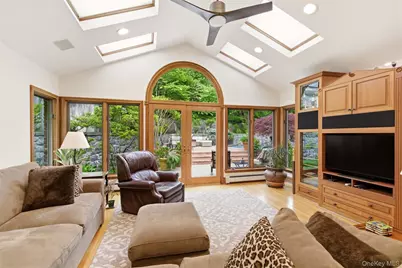 17 Holden Lane, Bayville, NY 11709 - Photo 20