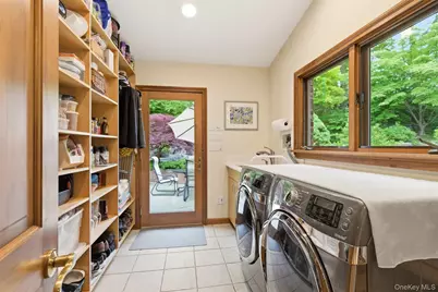 17 Holden Lane, Bayville, NY 11709 - Photo 18