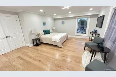 2450 Florin Court, Bellmore, NY 11710 - Photo 24