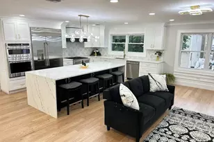 2450 Florin Ct, Bellmore, NY 11710 - Photo 16