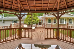 6 Winfield Dr, Sound Beach, NY 11789 - Photo 18