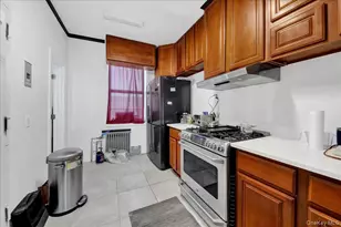 1748 Cross Bronx Expy, Bronx, NY 10472 - Photo 20