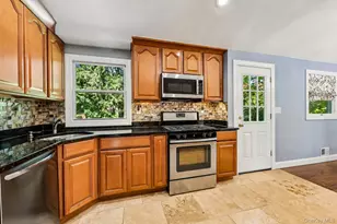 13 Beech St, Nanuet, NY 10954 - Photo 10