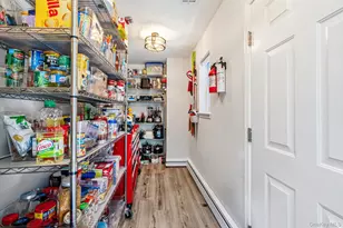 20 Charter Ct, Manorville, NY 11949 - Photo 16