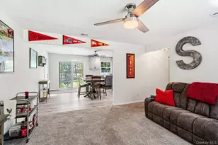 20 Charter Ct, Manorville, NY 11949 - Photo 26