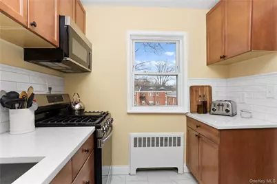 73 Broadway #2J, Pleasantville, NY 10570 - Photo 10