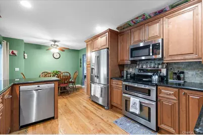 7 Maple Avenue, Holbrook, NY 11741 - Photo 16
