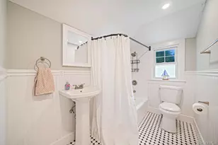 54 Division Ave, West Sayville, NY 11796 - Photo 28