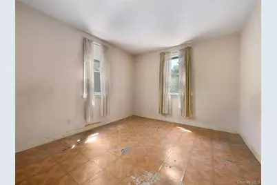 425 Baldwin Road, Hempstead, NY 11550 - Photo 12