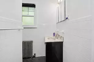 280 W Post Rd, White Plains, NY 10606 - Photo 10