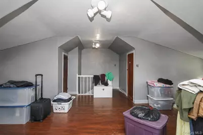 280 W Post Road, White Plains, NY 10606 - Photo 16