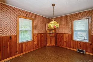 10 Laurel Rd, Ronkonkoma, NY 11779 - Photo 10