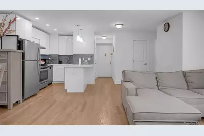 13240 Sanford Avenue #3R, Flushing, NY 11355 - Photo 12