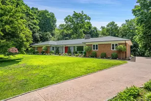 736 Croton Lake Rd, Bedford Corners, NY 10549 - Photo 2