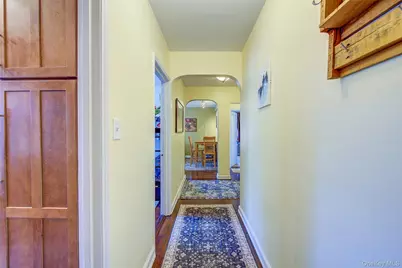 215-40 47th Avenue #3A, Bayside, NY 11361 - Photo 4