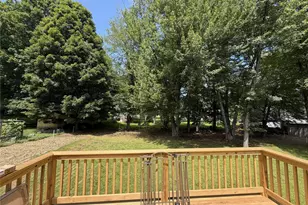 4 Flower Ln, Valley Cottage, NY 10989 - Photo 2