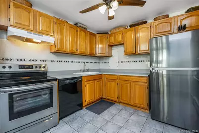 65 Club Lane, Levittown, NY 11756 - Photo 10