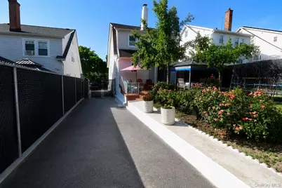 40 Emmett Terrace, New Rochelle, NY 10805 - Photo 44
