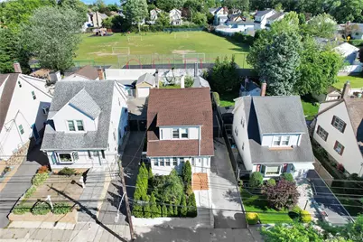 40 Emmett Terrace, New Rochelle, NY 10805 - Photo 2