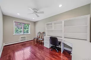 2 Jodi Dr, Manorville, NY 11949 - Photo 18