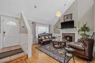 2 Jodi Dr, Manorville, NY 11949 - Photo 8
