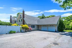 2 Jodi Dr, Manorville, NY 11949 - Photo 2