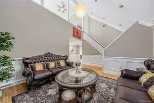 2 Jodi Dr, Manorville, NY 11949 - Photo 10