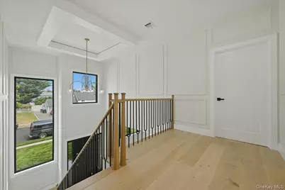 24 Middle Lane, Westbury, NY 11590 - Photo 24
