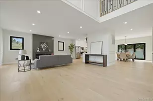 24 Middle Ln, Westbury, NY 11590 - Photo 4