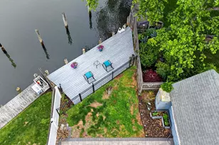 228 W Clearwater Rd, Lindenhurst, NY 11757 - Photo 30