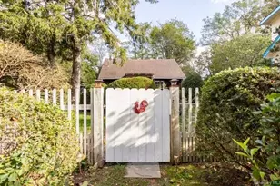 65 Hedges Rd, Patchogue, NY 11772 - Photo 14