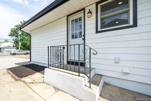 64 Cedar Dr, Bay Shore, NY 11706 - Photo 12