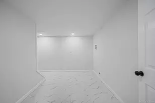 64 Cedar Dr, Bay Shore, NY 11706 - Photo 28