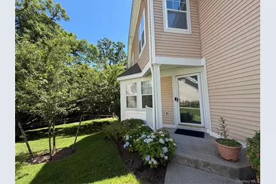 121 Winding Ridge Road, White Plains, NY 10603 - Photo 4