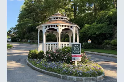 121 Winding Ridge Road, White Plains, NY 10603 - Photo 38