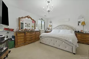 127 Laurel Ln, Wantagh, NY 11793 - Photo 20